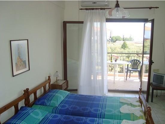 Yianna Studios & Apartments 게라크니 객실 사진